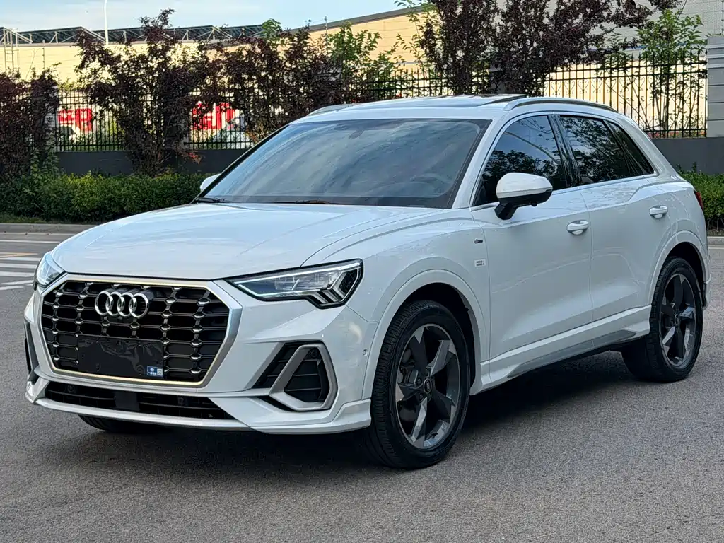 Audi Q3 2022