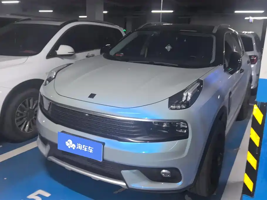 Lynk & Co 01 2019