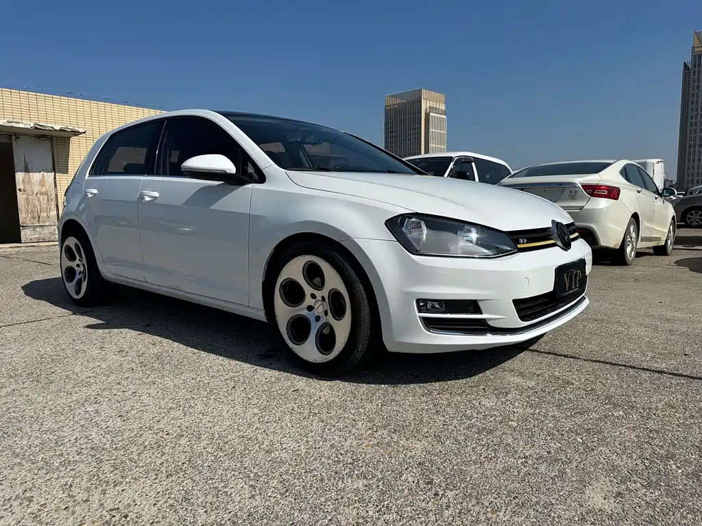 Volkswagen Golf — миниатюра 3