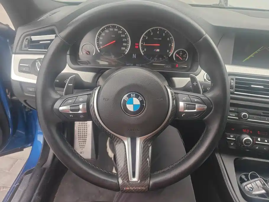 BMW M5 — миниатюра 15