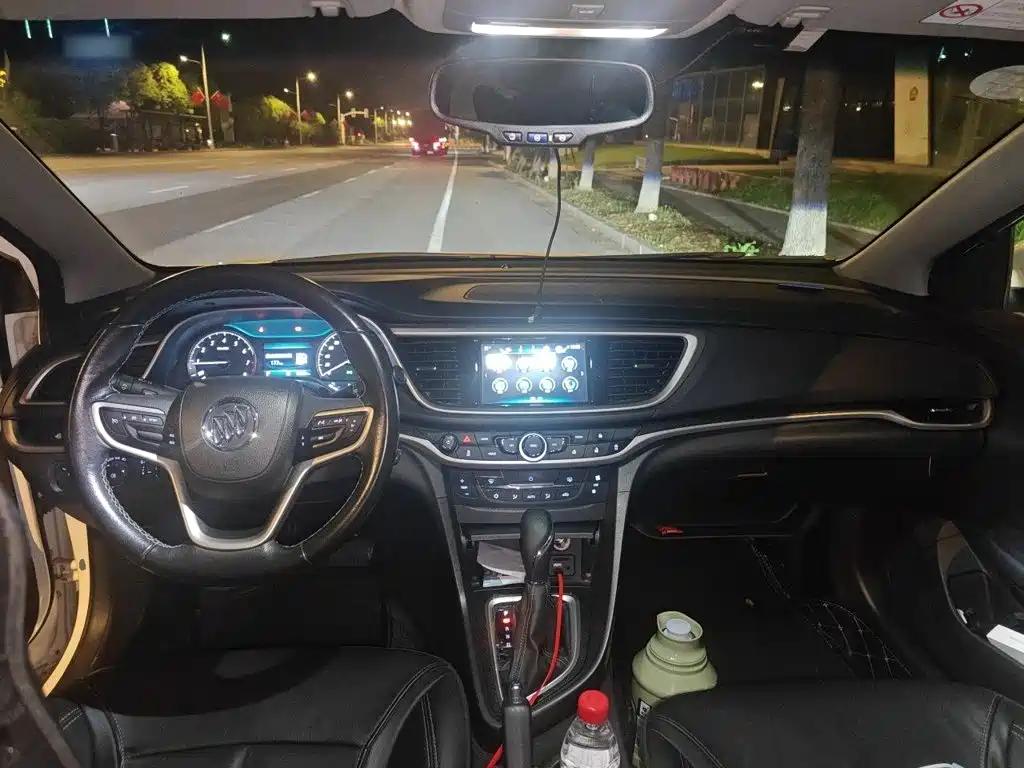 Buick Excelle — миниатюра 10