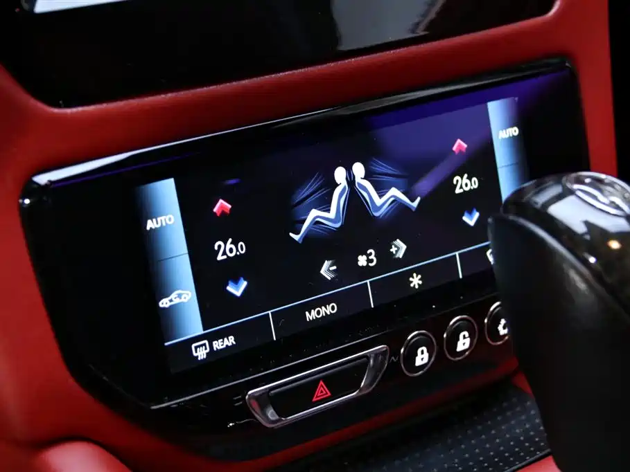 Maserati GranTurismo 4.2L Standard Edition, фото 12