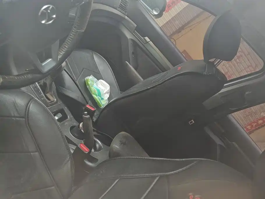 BAIC Senova X65 — миниатюра 13