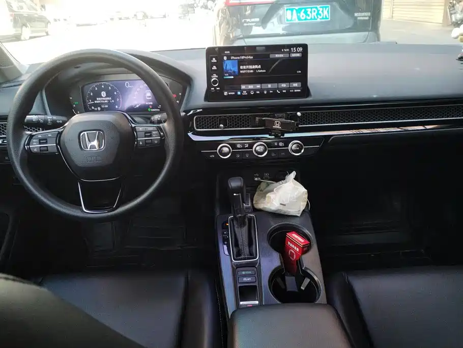 Honda Civic — миниатюра 12