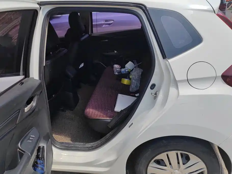 Honda Fit — миниатюра 11