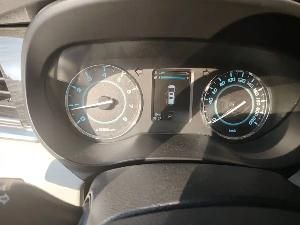 JAC Refine M6 — миниатюра 4
