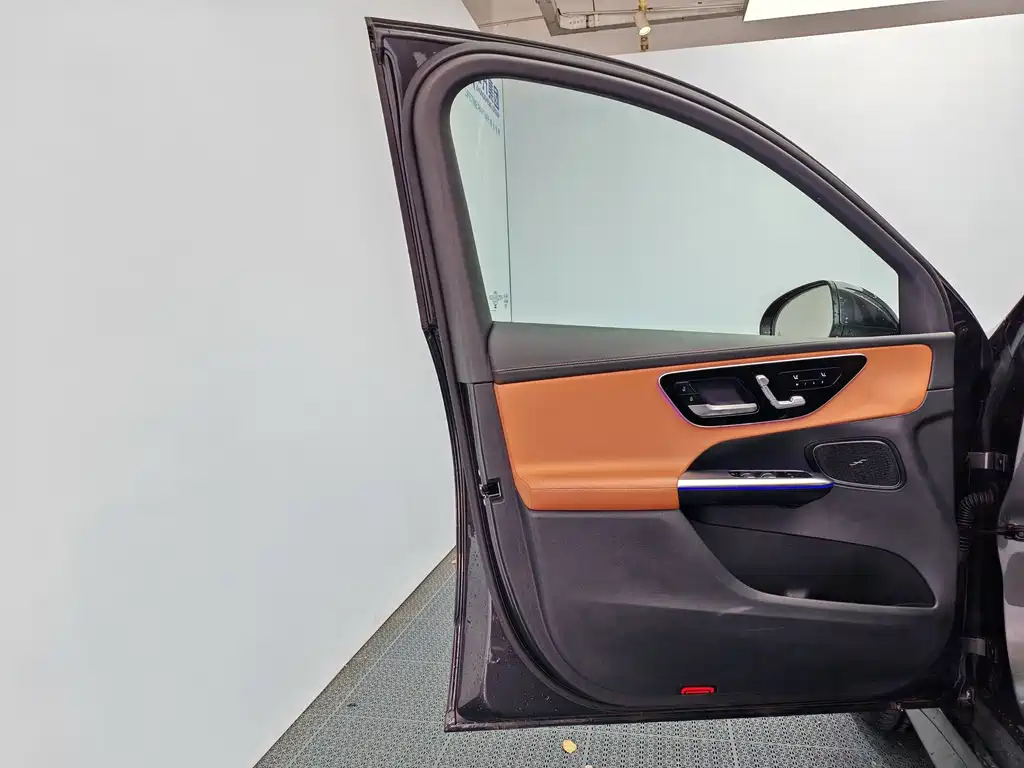 Mercedes-Benz GLC — миниатюра 13