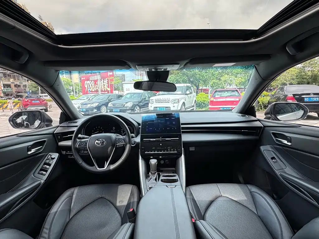 Toyota Avalon — миниатюра 15