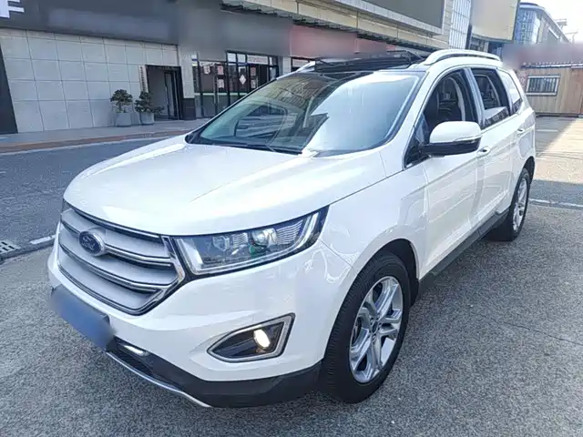 2018 Ford Edge
