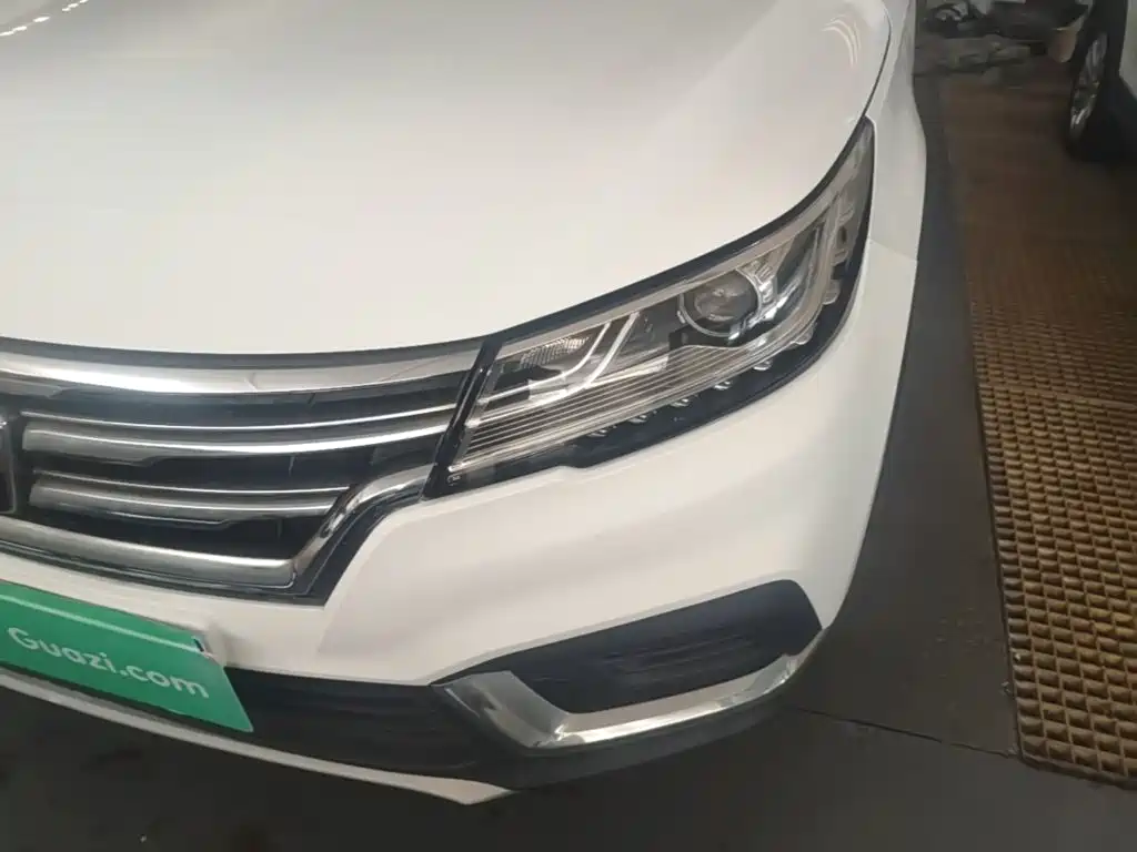 Roewe RX3 — миниатюра 24