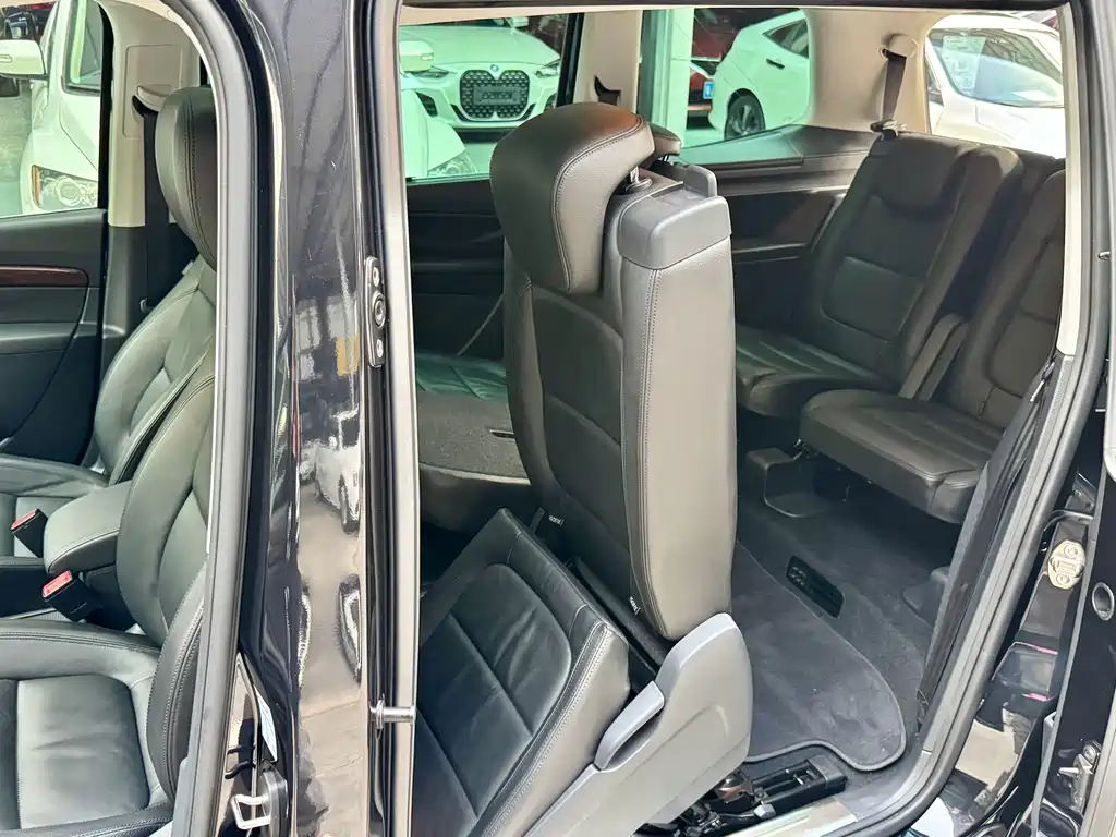 Volkswagen Sharan — миниатюра 20