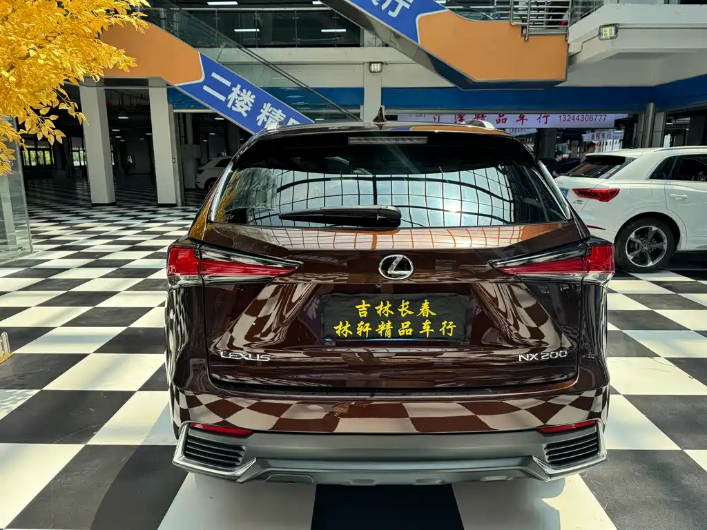 Lexus NX 2017 200