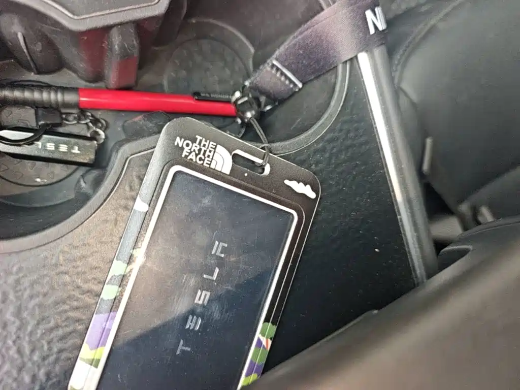 Tesla Model 3 — миниатюра 9