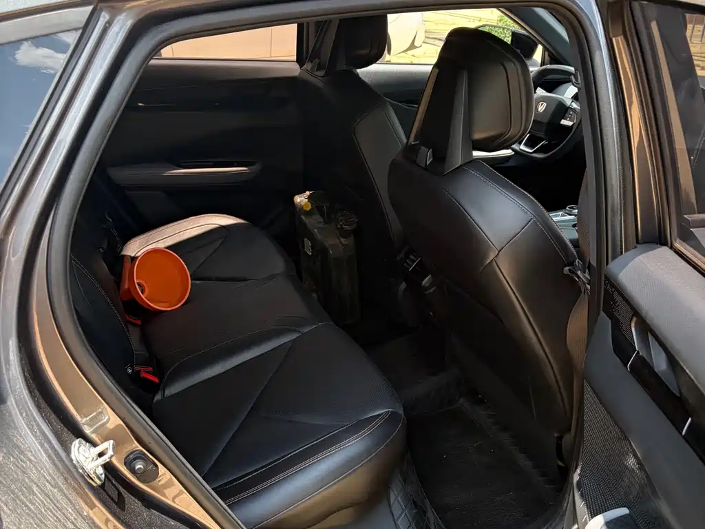 Changan UNI-V 2022 1.5T Luxury