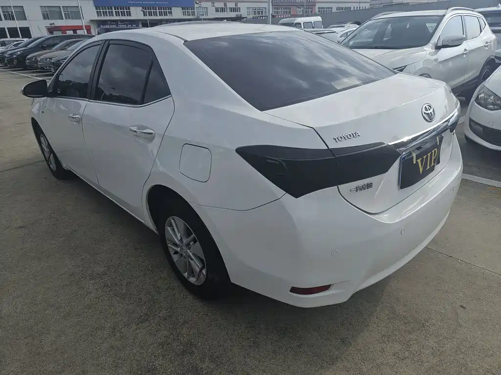 Toyota Corolla — миниатюра 10