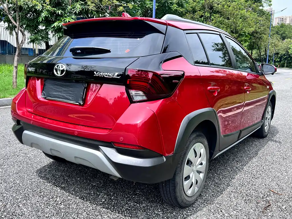 Toyota Yaris L — миниатюра 6