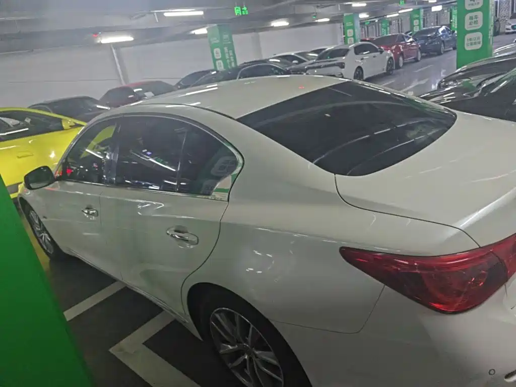 Infiniti Q50L — миниатюра 5