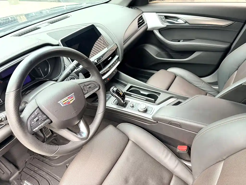 Cadillac CT5 2021 28T Lead Sport