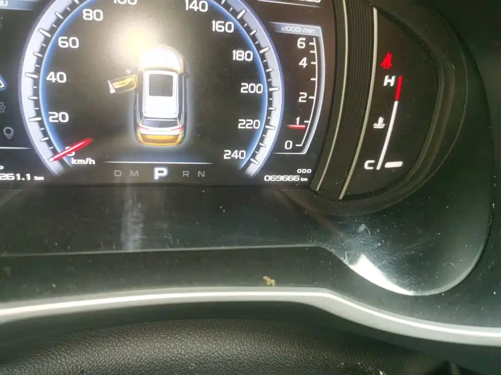 Geely Boyue — миниатюра 8
