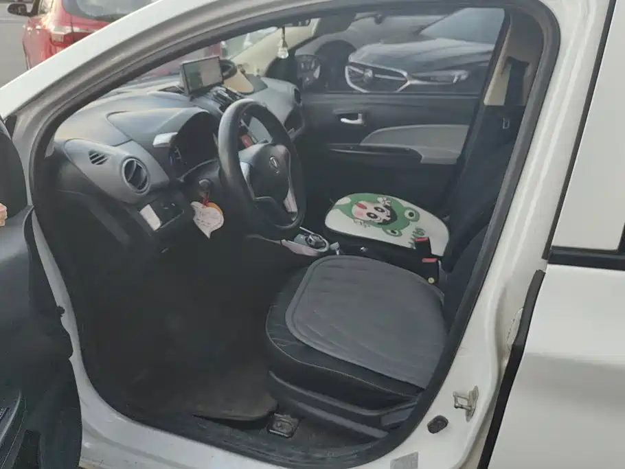 Changan Benben E-Star — миниатюра 9