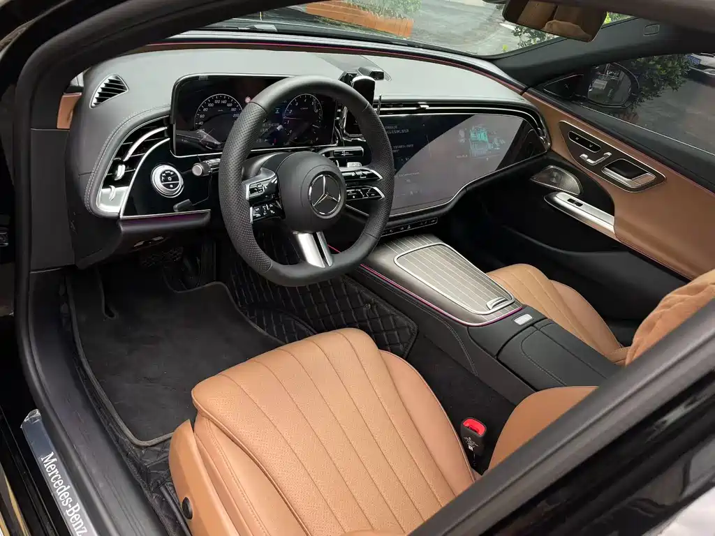 Mercedes-Benz E-Class — миниатюра 4