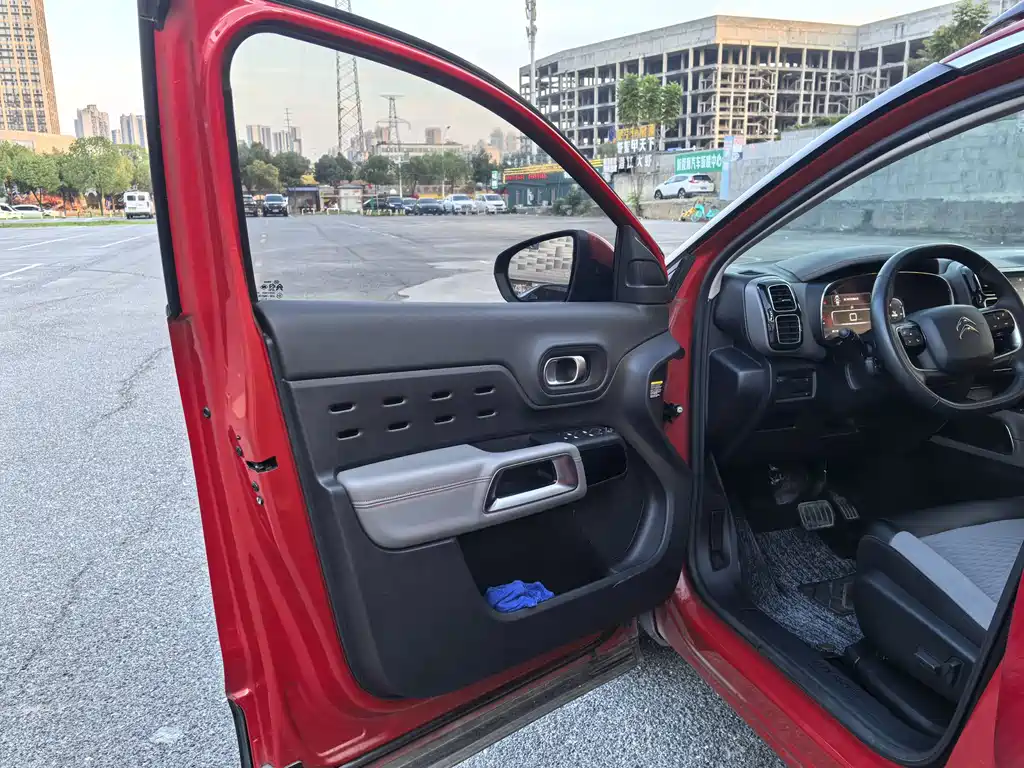 Citroen C5 AIRCROSS — миниатюра 18