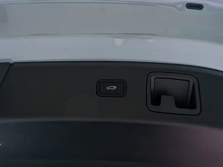 Zeekr X 2025 мест