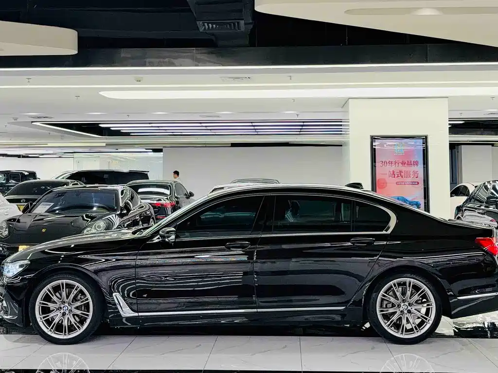 BMW 7 Series 7 2018 730Li Premium