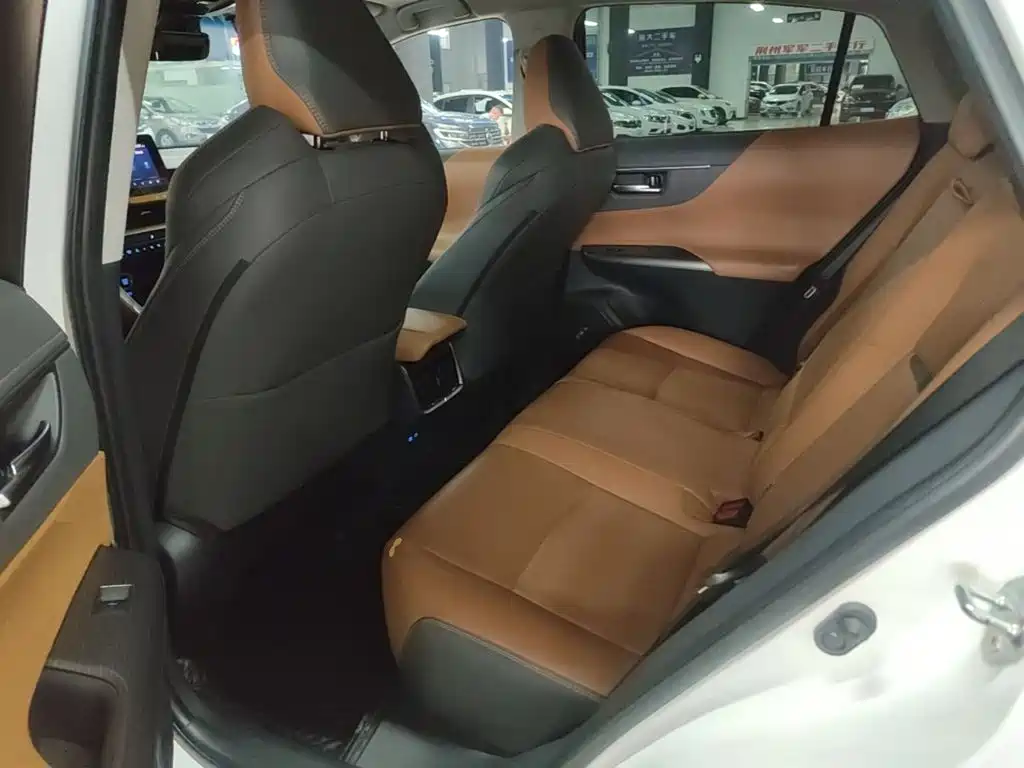 Toyota Venza — миниатюра 17