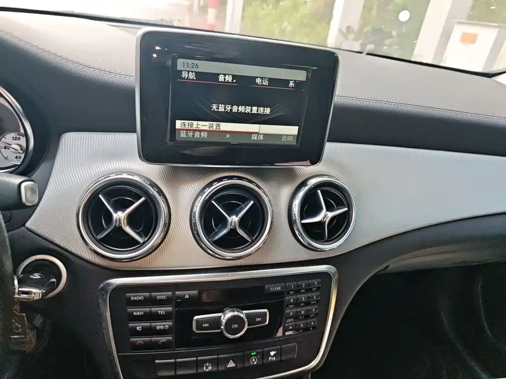 Mercedes-Benz GLA — миниатюра 9