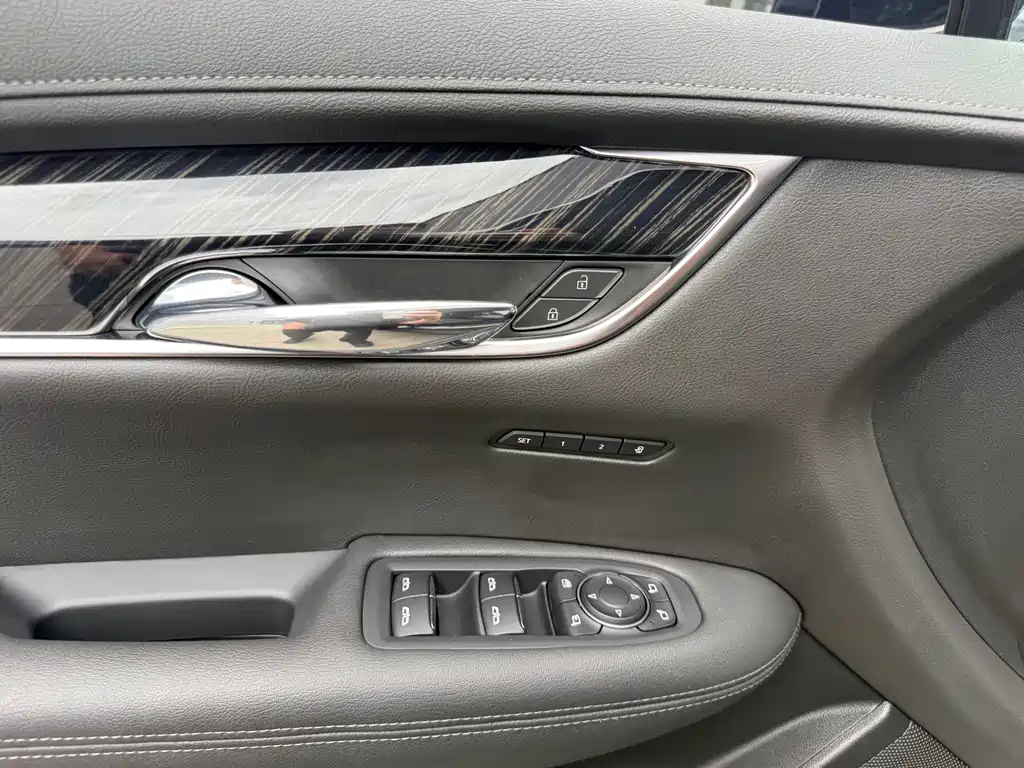 Cadillac XT6 — миниатюра 18