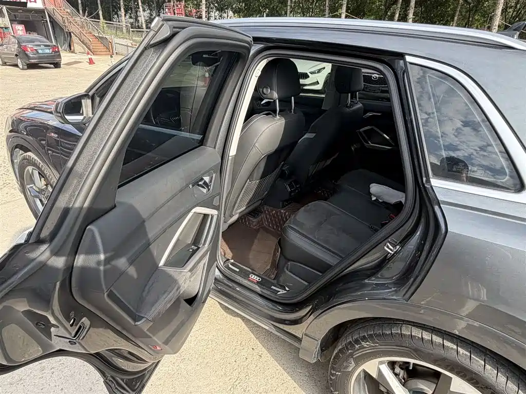 Audi Q3 — фотографии объявления, Фото 11