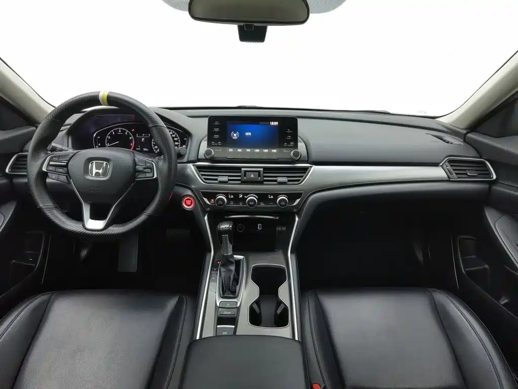 Honda Accord — миниатюра 5