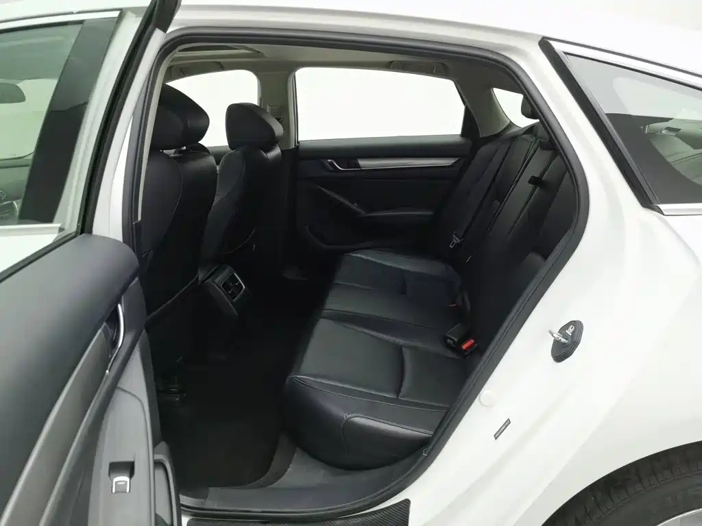 Honda Accord — миниатюра 15