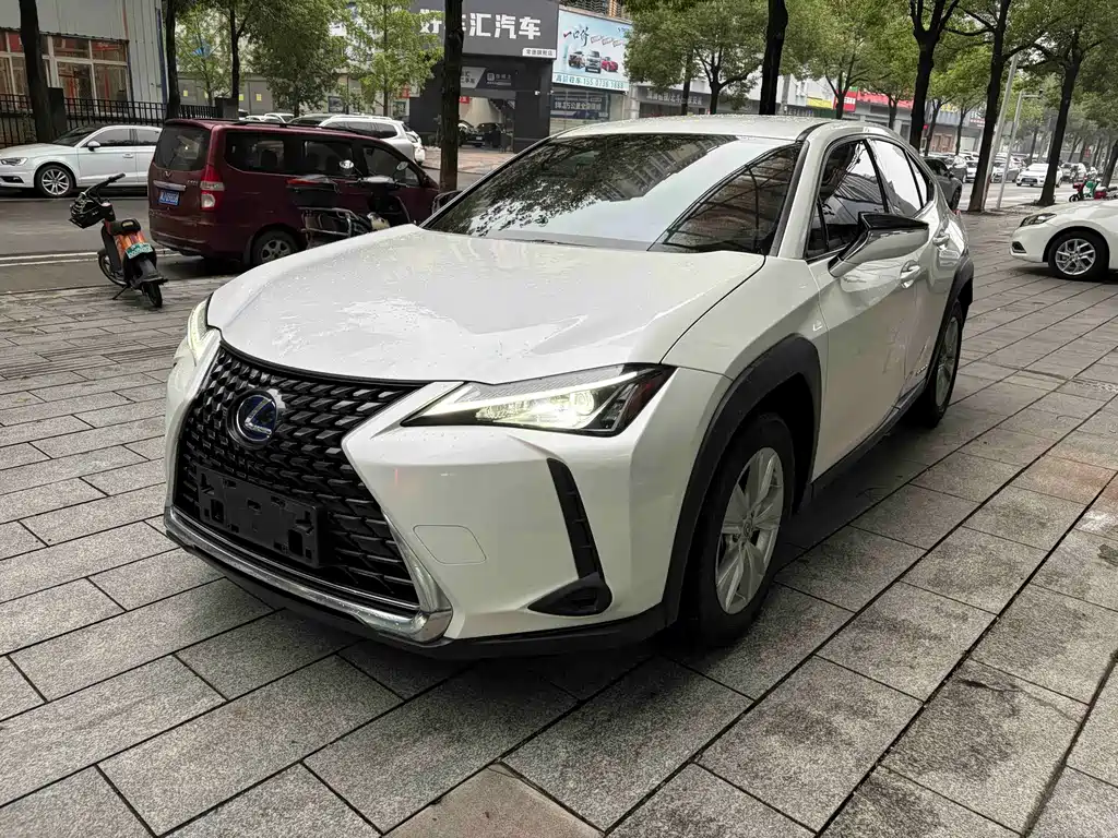 Lexus UX — миниатюра 2