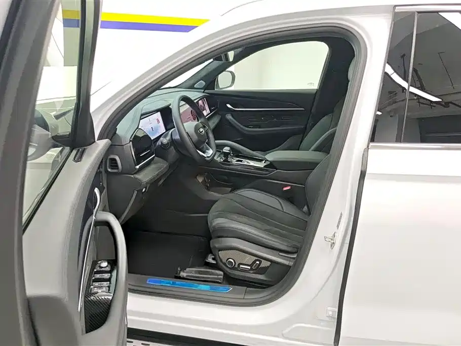 Geely Monjaro L 2024 2.0TD AT