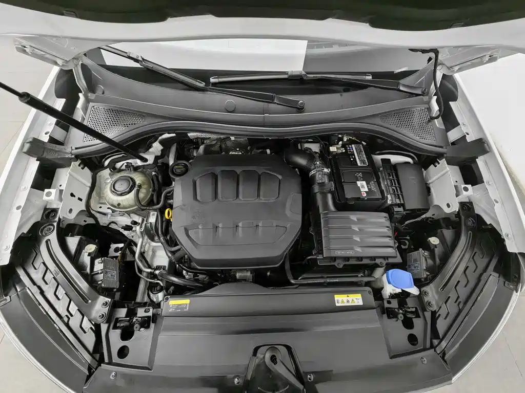 Volkswagen X — миниатюра 6