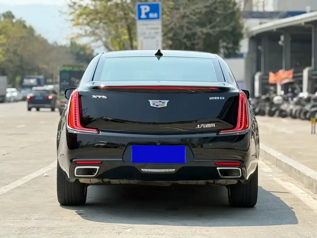 Cadillac XTS — миниатюра 4