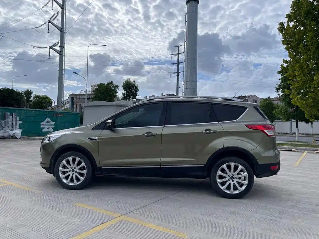 Ford Kuga 2.0L GTDi 4WD Premium Type, фото 22