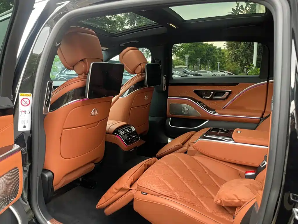 Mercedes-Benz S-Class — миниатюра 13
