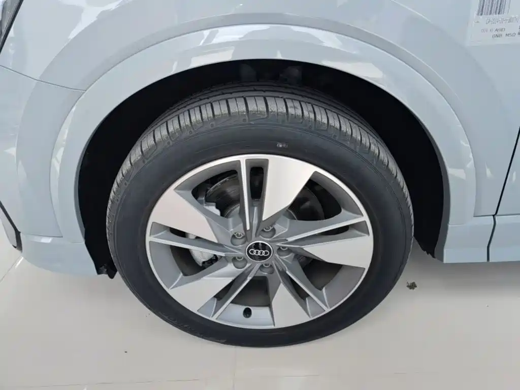 Audi Q2L — миниатюра 23