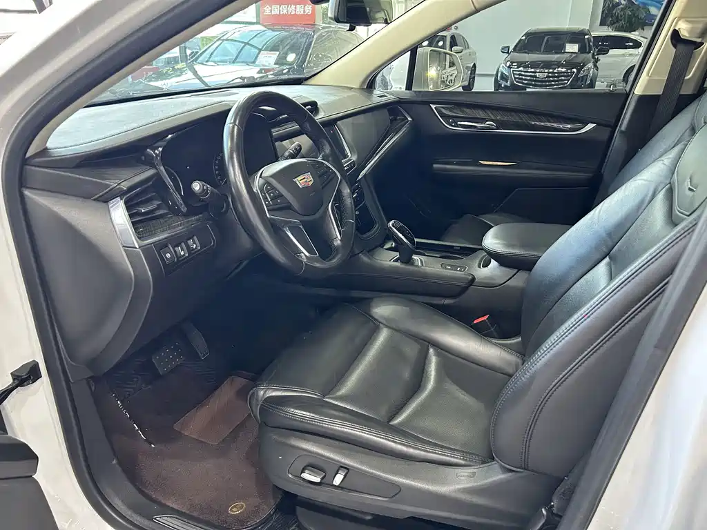 Cadillac XT5 — миниатюра 7