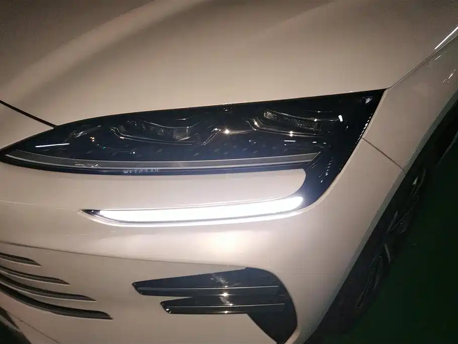 BYD Song Plus PLUS 2025 DM-i 112KM Luxury