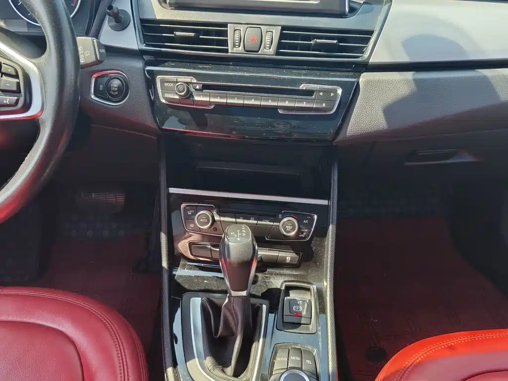 BMW 2 Series Active Tourer — миниатюра 12