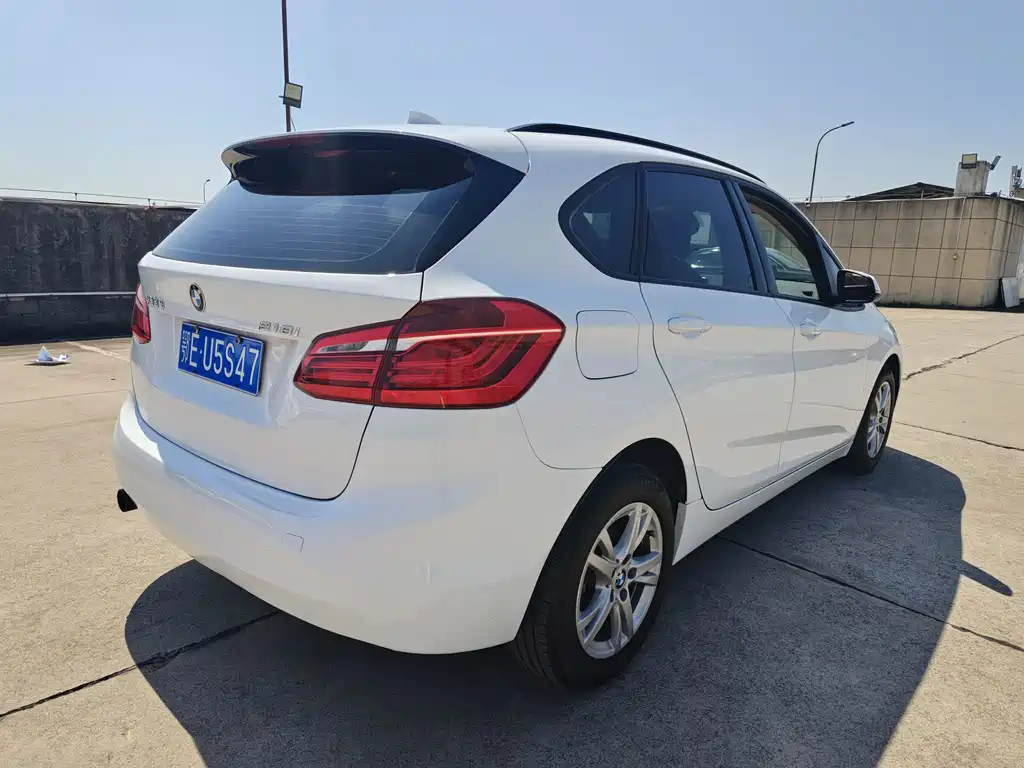 BMW 2 Series Active Tourer — миниатюра 17