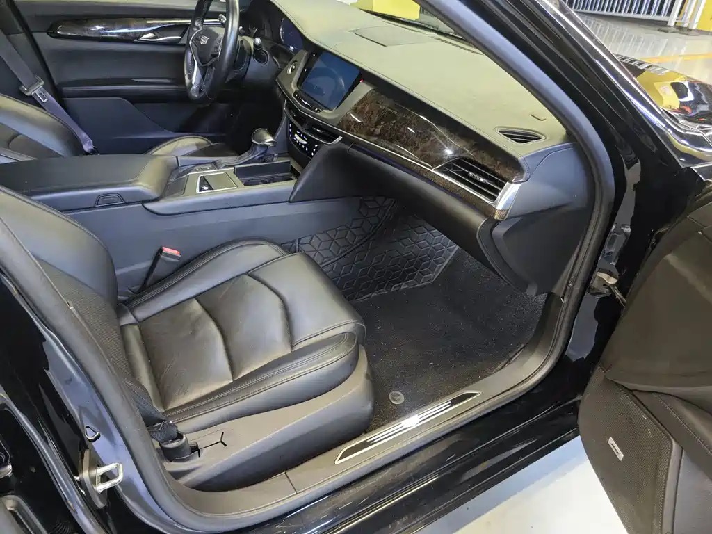 Cadillac CT6 — миниатюра 6