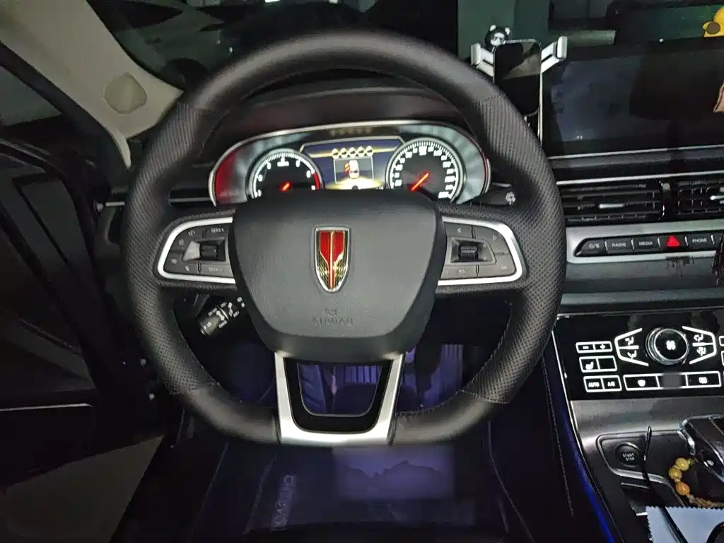 Hongqi Hongqi H5 — миниатюра 11