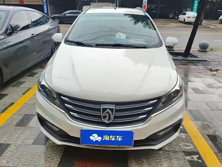Baojun 310W — миниатюра 2
