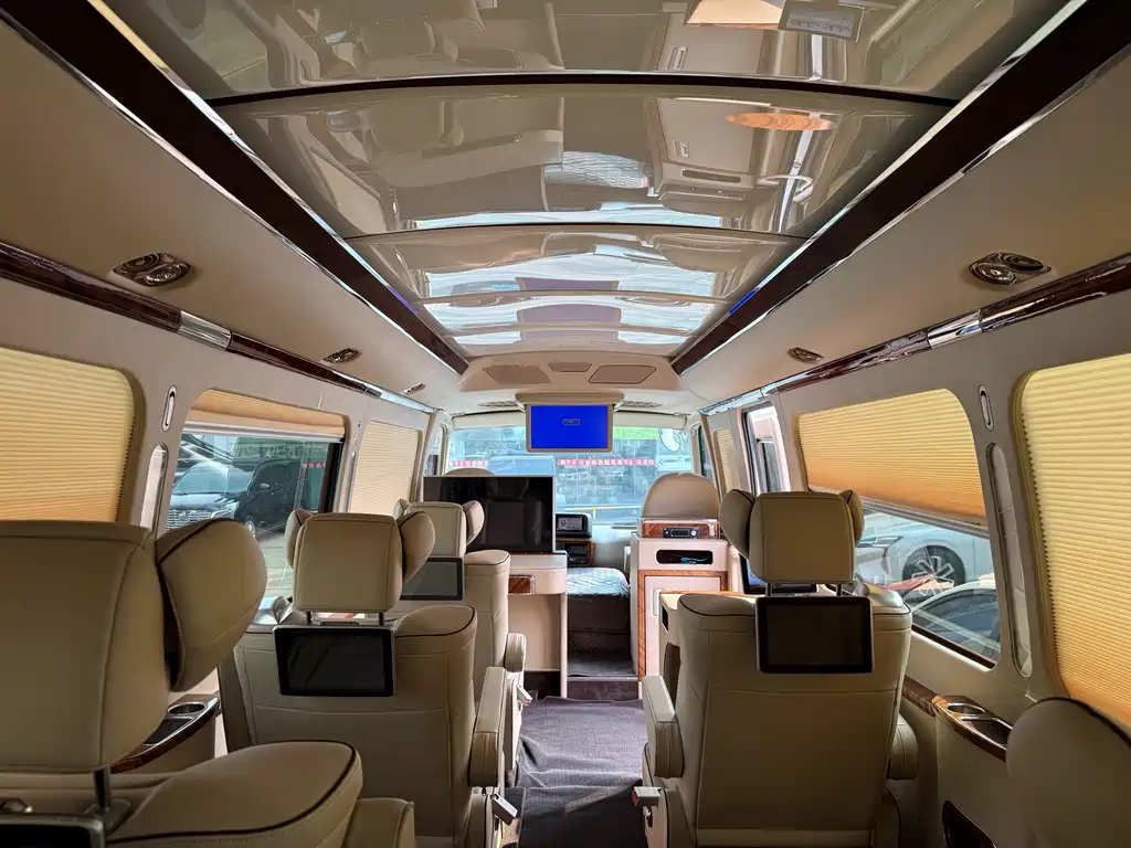 Toyota Coaster (Overseas) — миниатюра 5