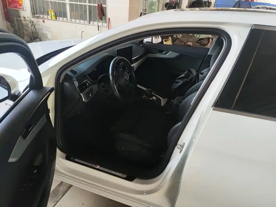 Audi A4L — миниатюра 7